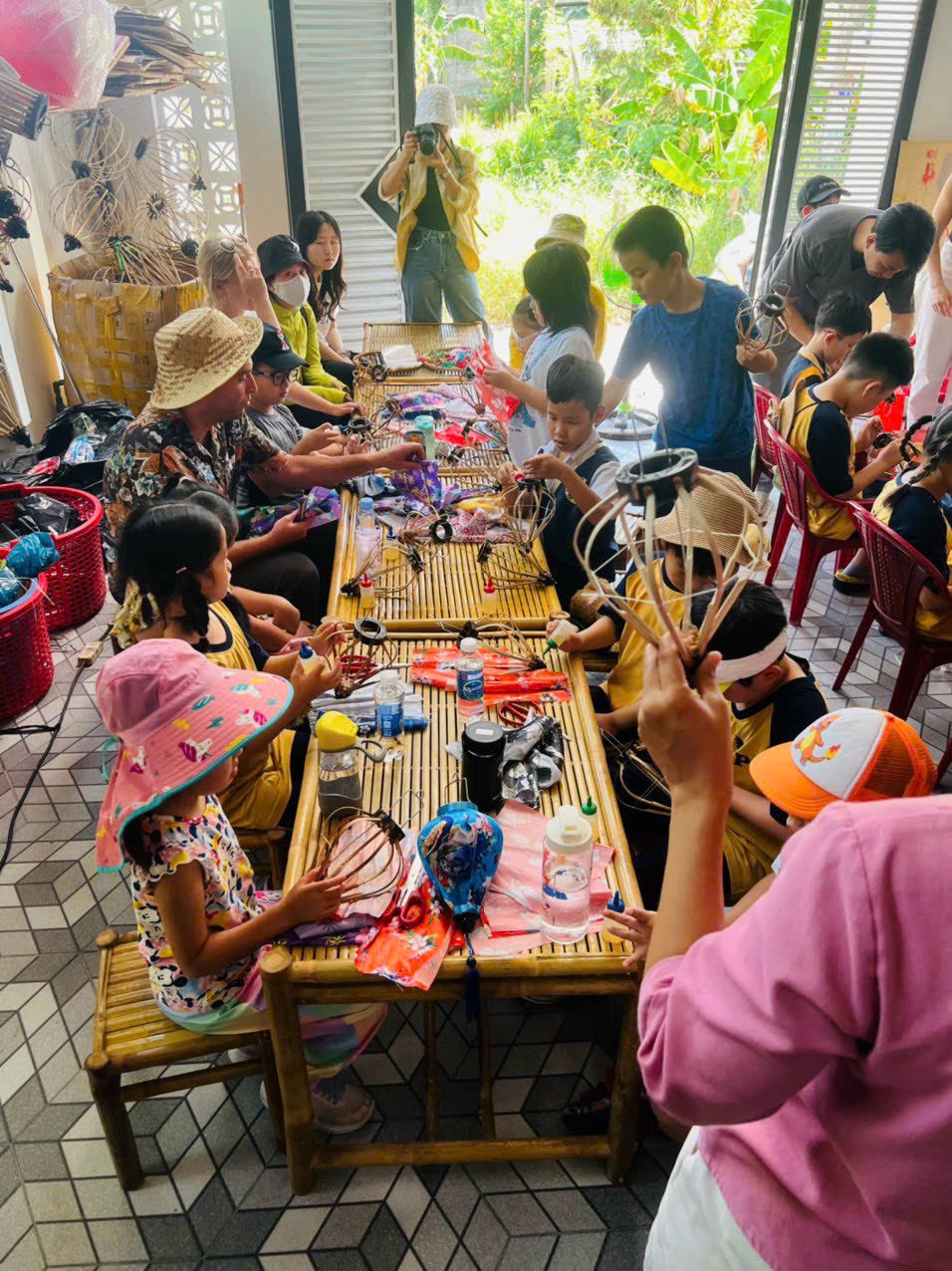 making lantern class and painting class ngày 20/2/2024 Copy